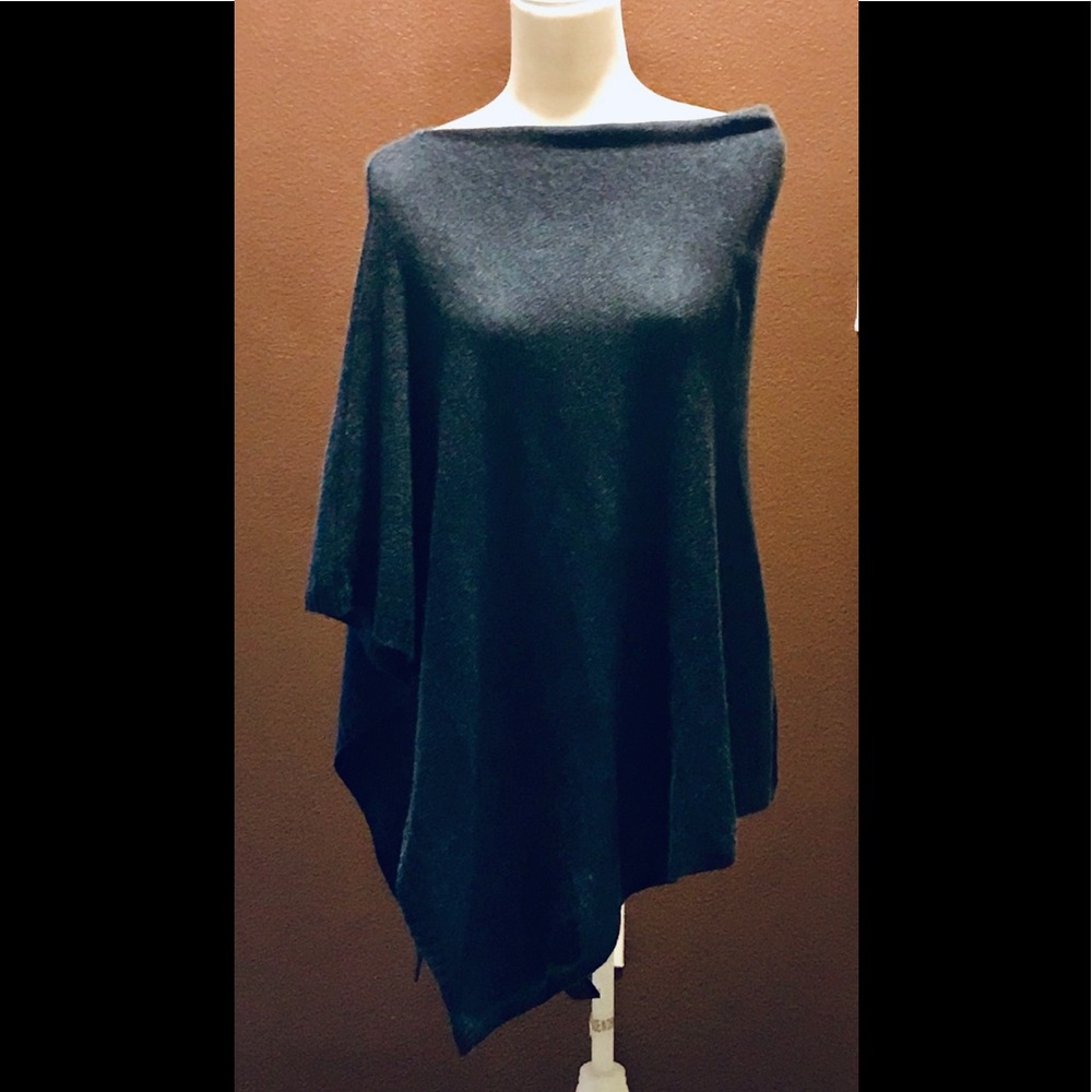 La Florentina cashmere poncho / topper